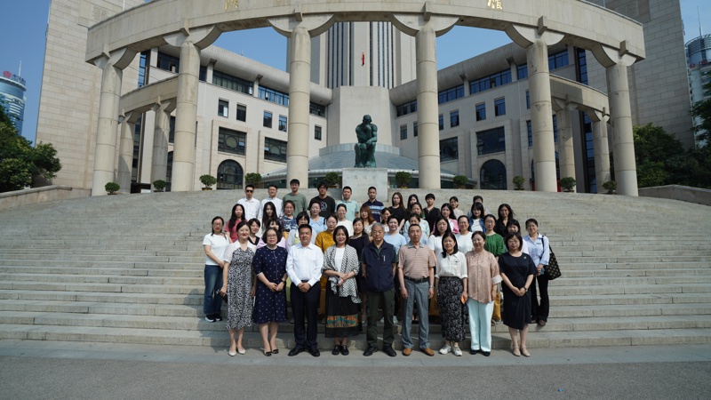 培训班合影.jpg 培训班合影.jpg