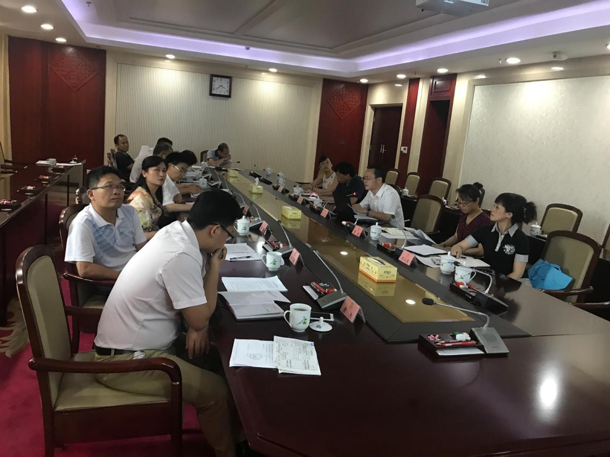 自治区政协办公厅与我馆举行工作交流会