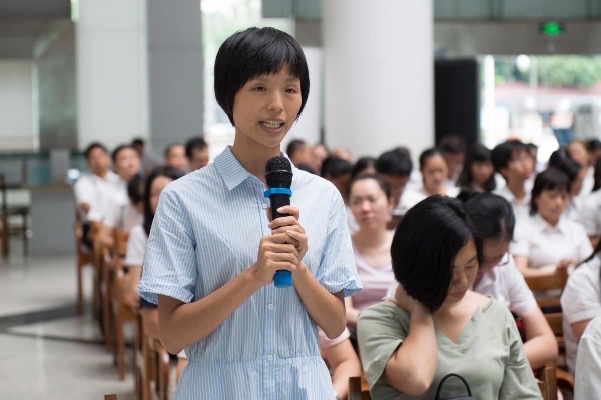 读者代表分享感悟