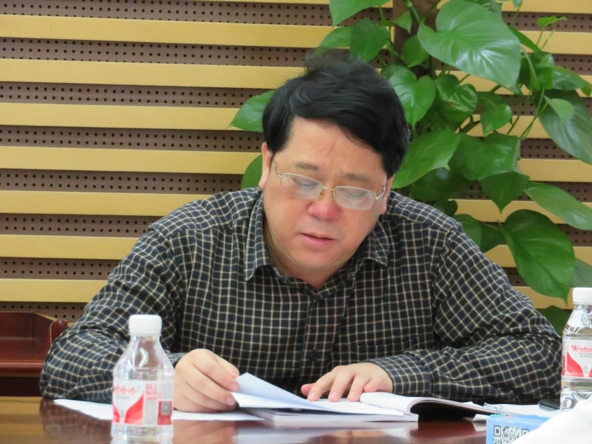 黄胜珠副馆长发言