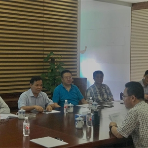 自治区文化厅谢日万副厅长率队赴我馆指导交流总承包项目建设工作