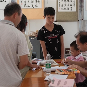 广西图书馆开展基层系列阅读推广活动