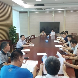 我馆工会代表自治区文化厅参加区直机关第八届职工运动会拔河比赛获优胜奖
