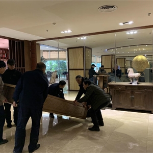 通力合作，图书馆人积极备战“两会”服务