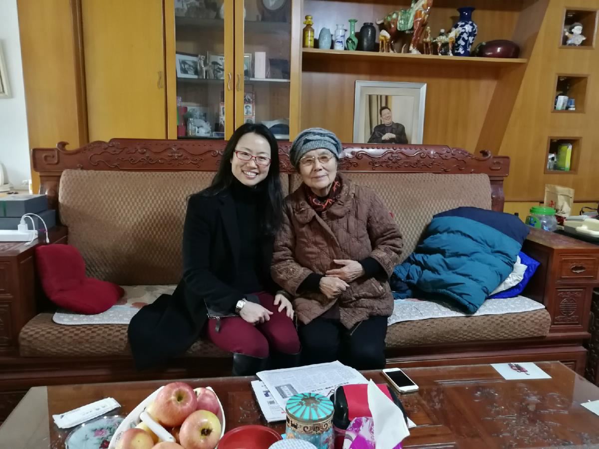 6.黄艳书记慰问老干