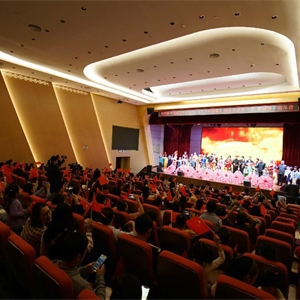 聆听春之声 激荡爱国情——庆祝新中国成立70周年“七十年放歌”阅读诗会第一季在广西图书馆热烈举办