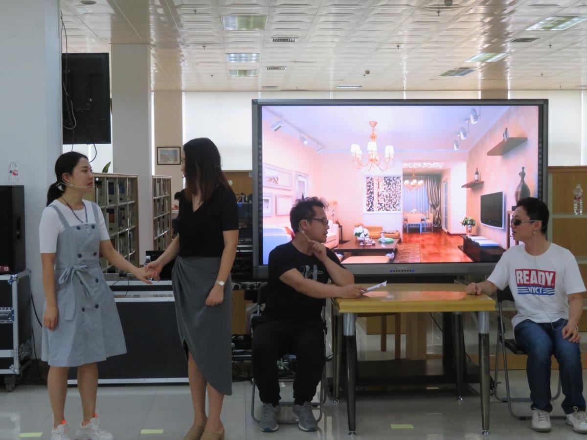 读者小剧场表演