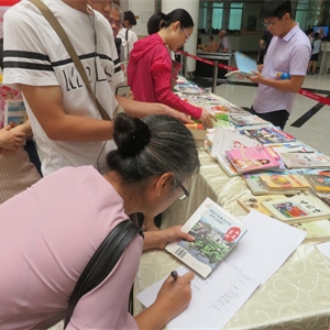 奇妙的图书漂流之旅：广西图书馆第五期晒书会成功举办