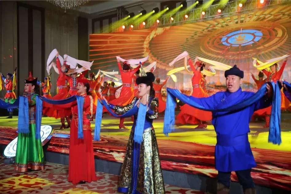 开幕式上的文艺演出