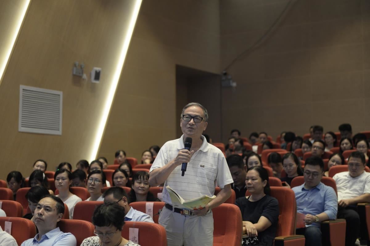 读者代表谈感悟