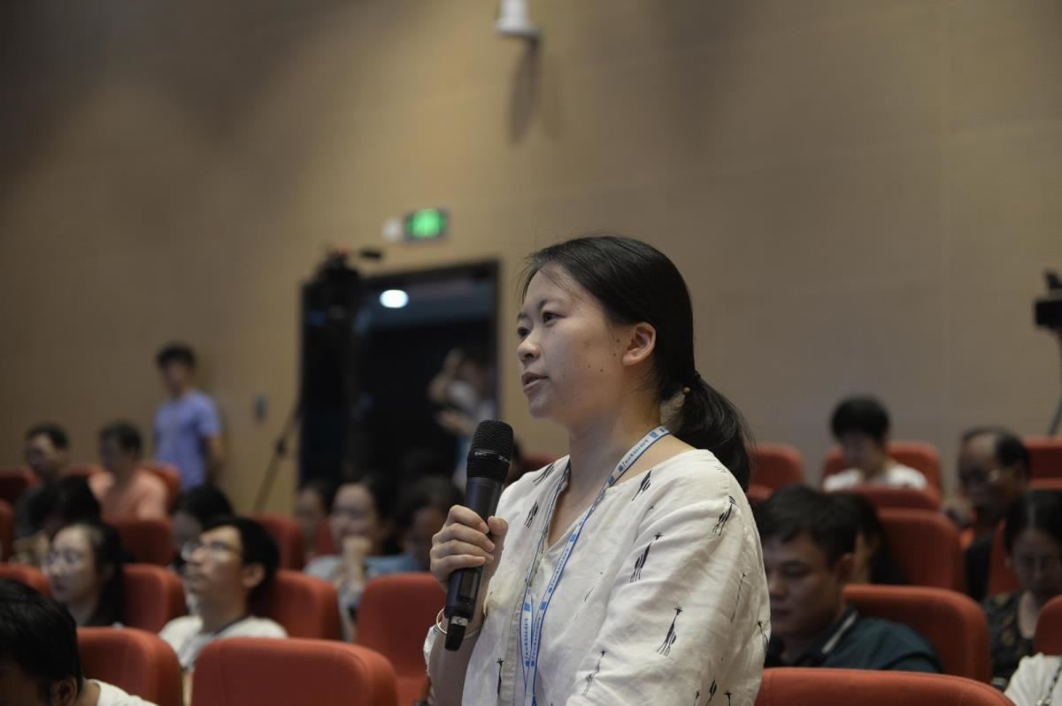 馆员代表谈感悟