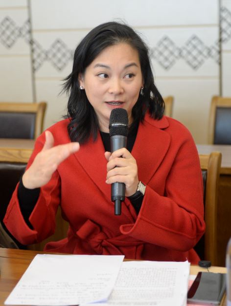 广西大学李朝珍教授介绍该校阅读推广活动开展情况