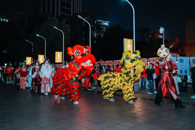  [广西云-广西日报] 书香狮舞闹元宵！自治区图书馆举办元宵游园会