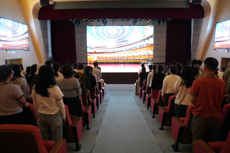 广西图书馆开展庆“七一”系列主题活动