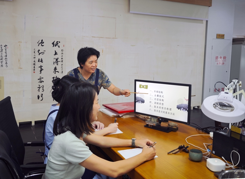 1.理论教学.jpg